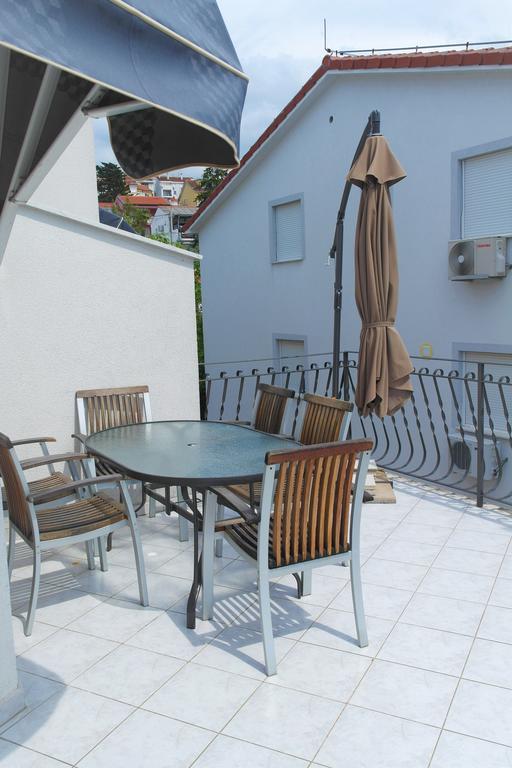 Apartments Laci Crikvenica Exterior foto